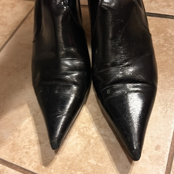 Donald J Pliner patent leather boots with a stretch calf in a metal heel sz 10 m - Picture 3 of 8